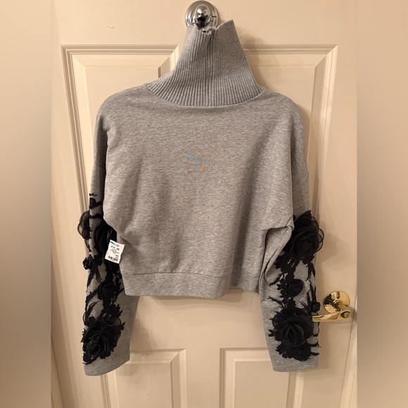 AKIRA Gray Top with Black Floral Detail - Picture 6 of 6